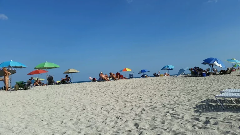 Typical beach view at Haulover. Newbies are always welcome here!