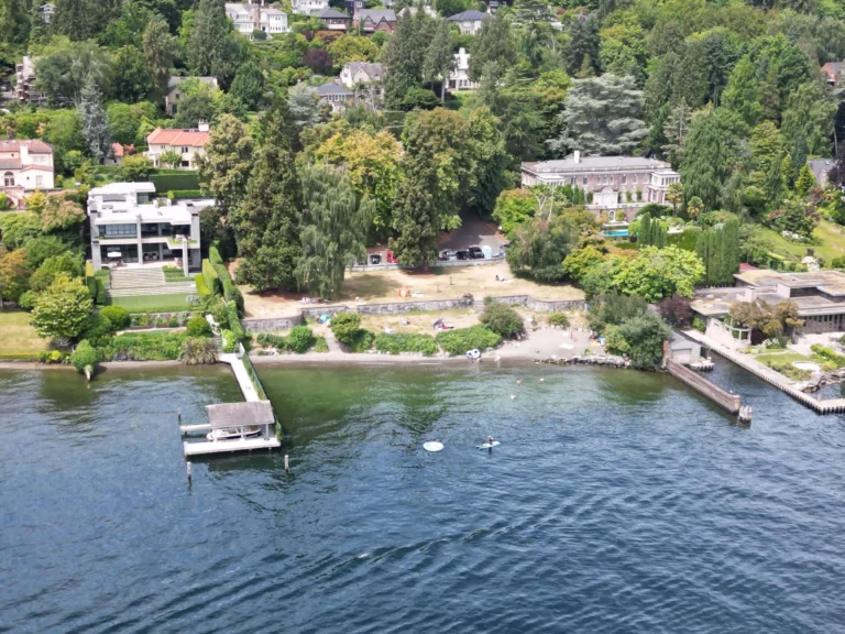 Denny Blaine Beach is the area between the two private piers