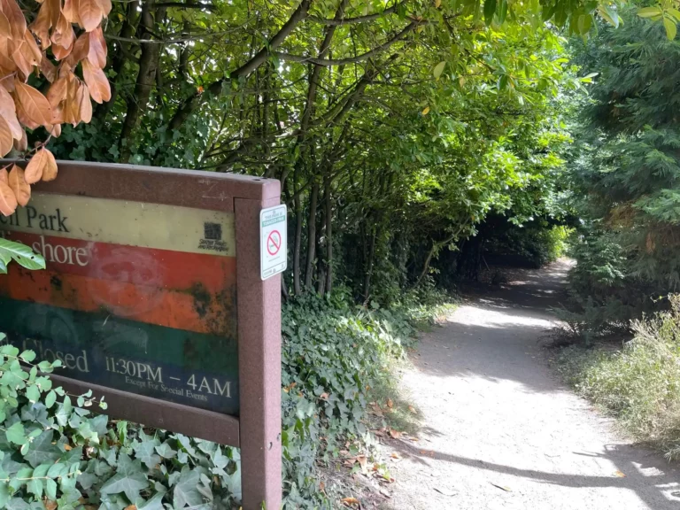 Start of the trail to Howell Park Nude Beach