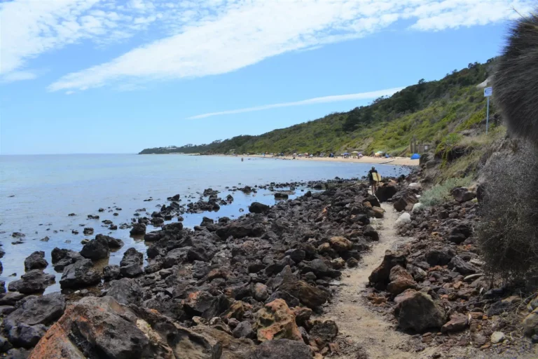 The path to through the rocks to Sunnyside North Nude Beach