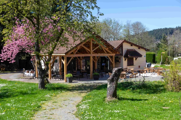 There is a full restaurant and bar at Domaine de la Gagere