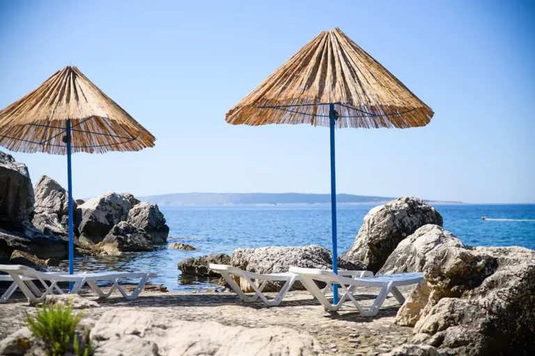 Even when busy Kandarola Beach doesn't feel crowded