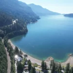 Sea to Sky highway to the left and Howe Sound to the right