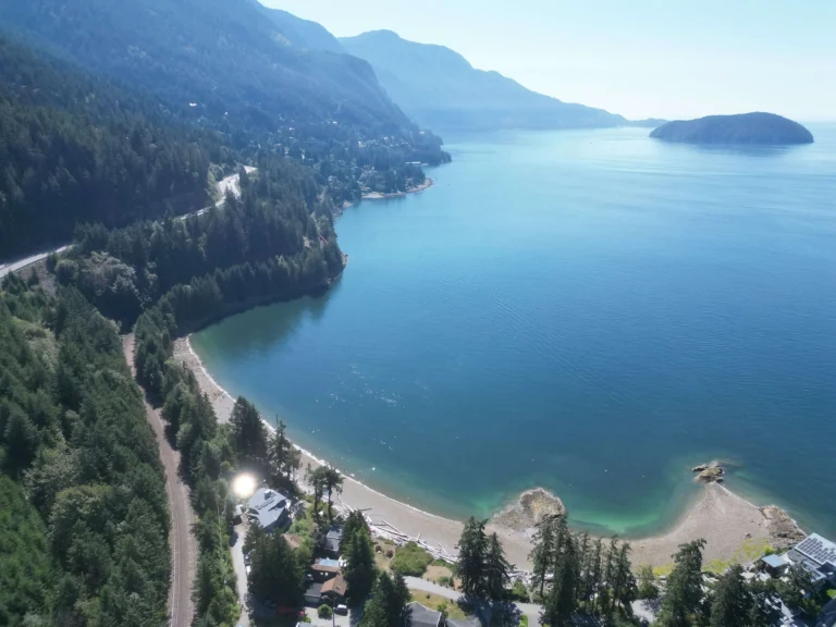 Sea to Sky highway to the left and Howe Sound to the right