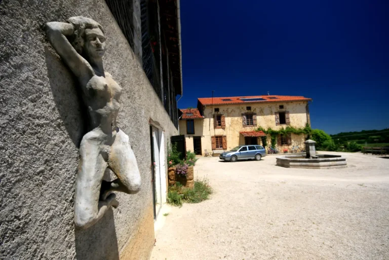 Naturist Hotel Peyraille exterior