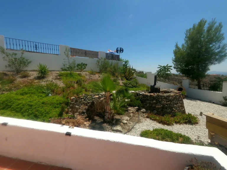 Green space at Cortijo Naturista con Vistas