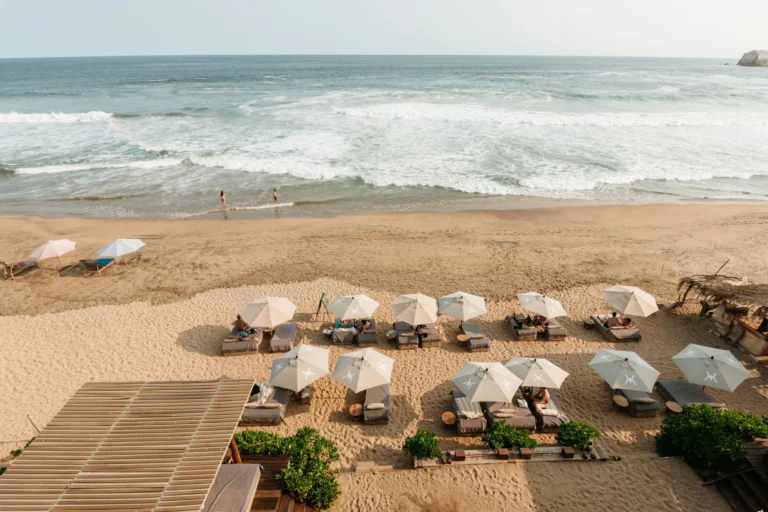 Naked Hotel Zipolite is located in the perfect spot on the nude beach